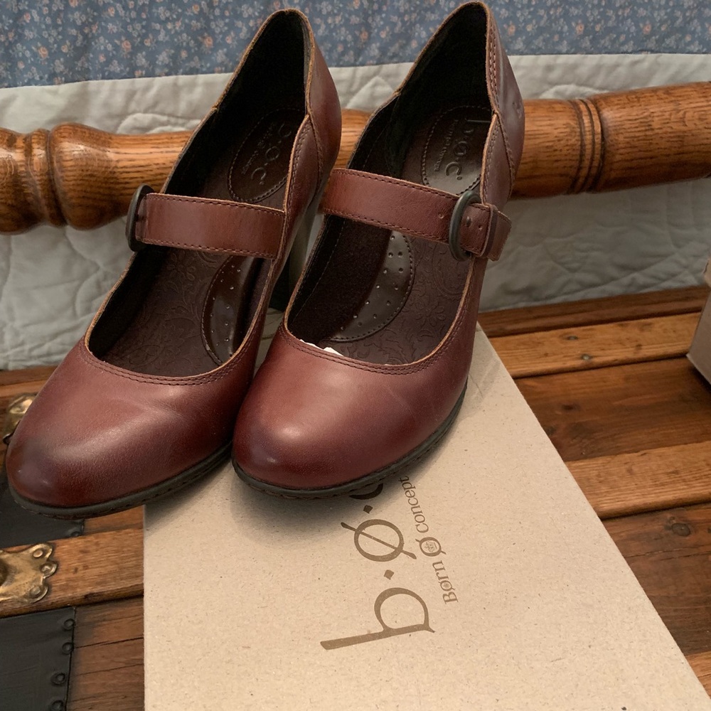 B.O.C. mary jane style dress shoe